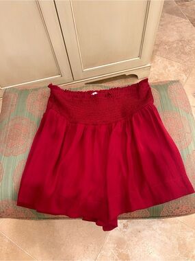 TCEC Red Smocked Waist Shorts